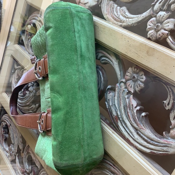 Green Coach Handbag - Picture 9 of 14